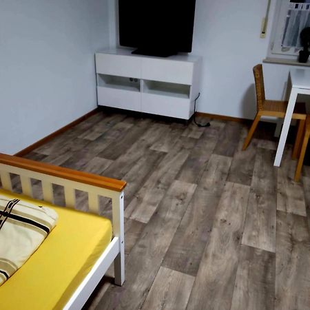 באד אויינהאוזן Ferien- Oder Monteurwohnung Stadtnah! מראה חיצוני תמונה